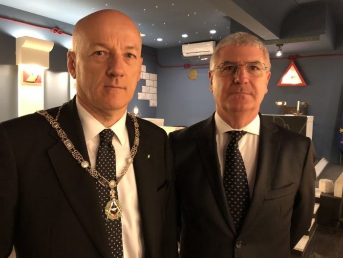 How to join illuminati